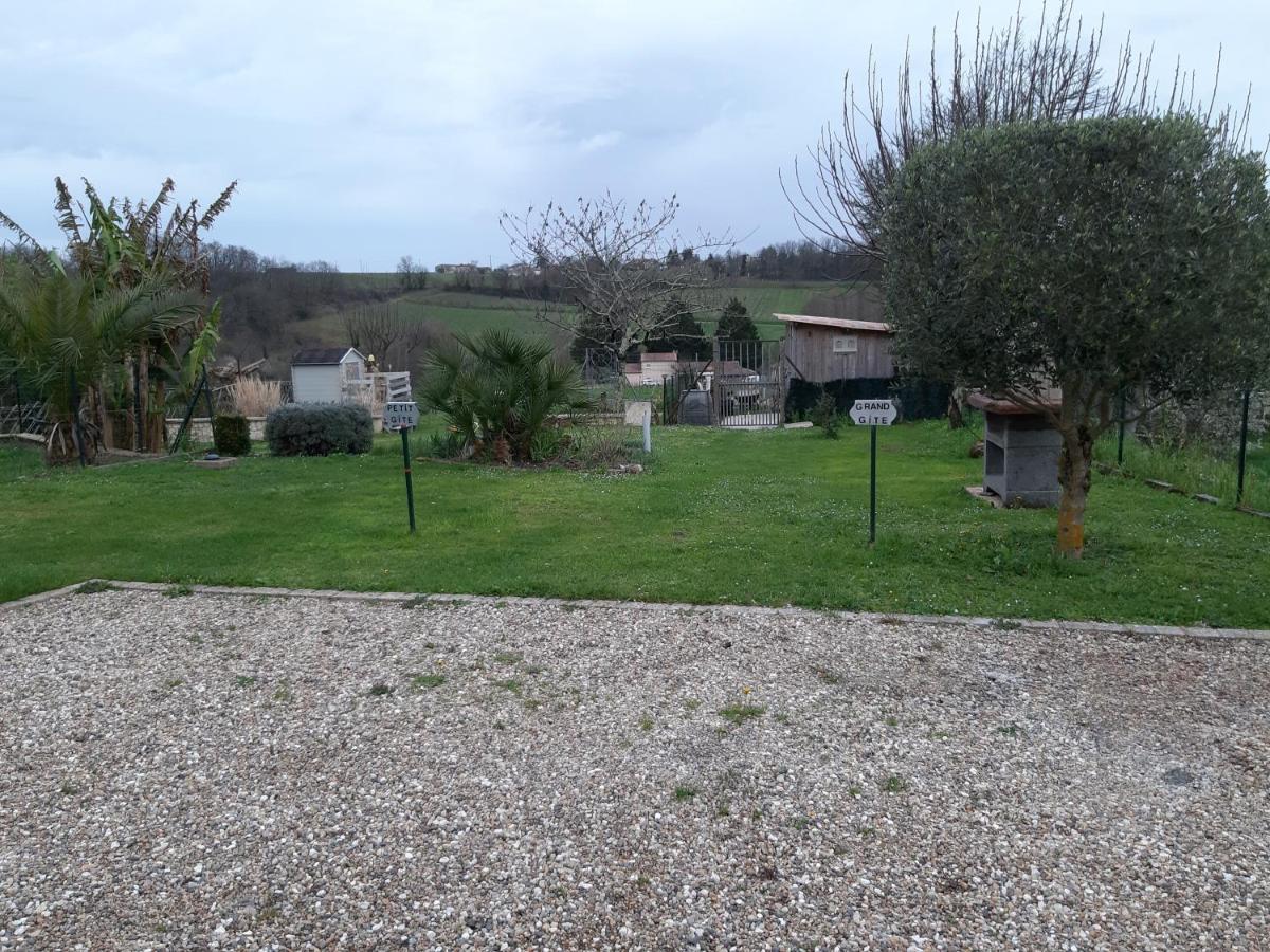 Gite Les Deux Meules Sainte-Colombe  Exterior foto