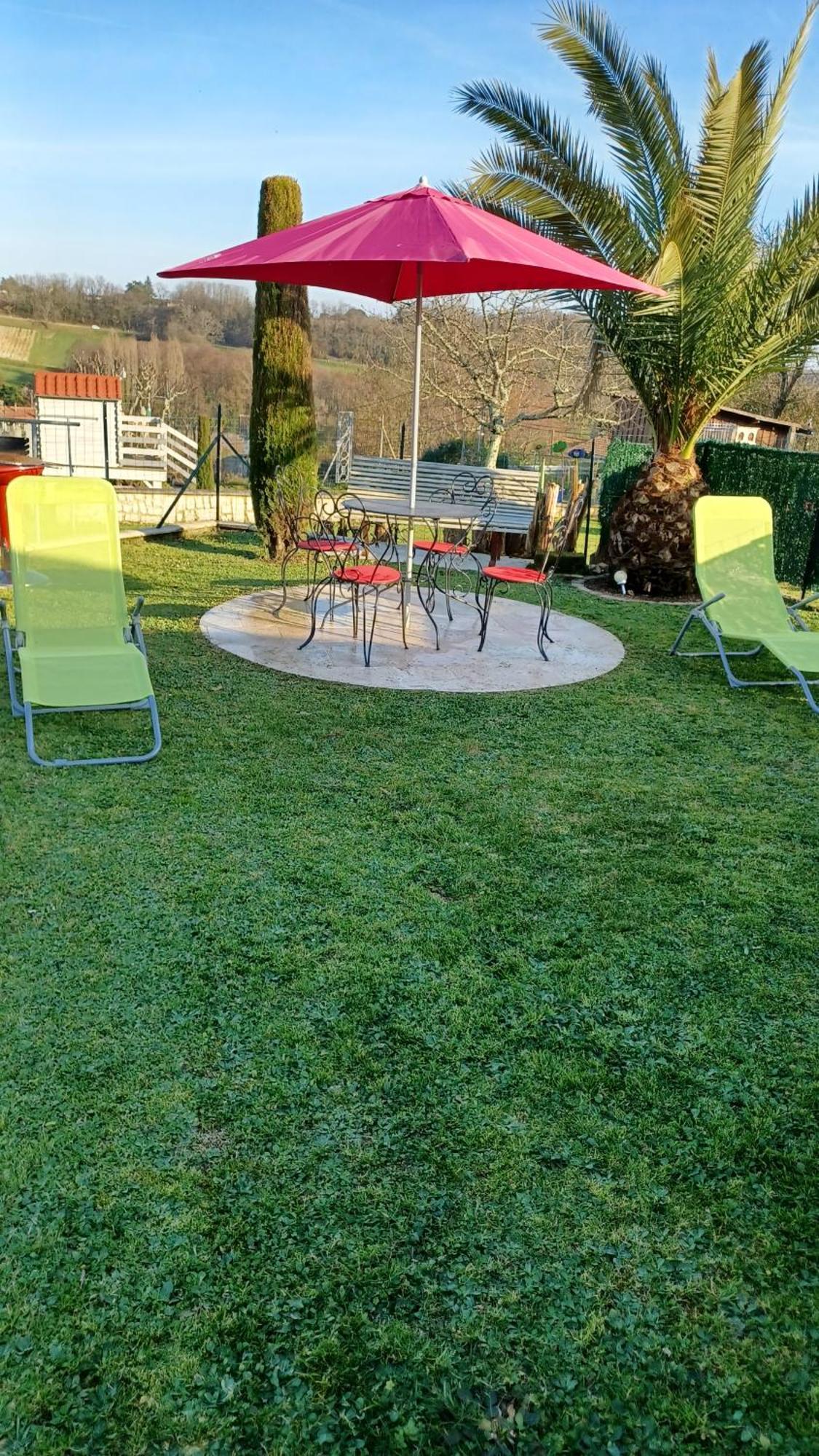 Gite Les Deux Meules Sainte-Colombe  Exterior foto