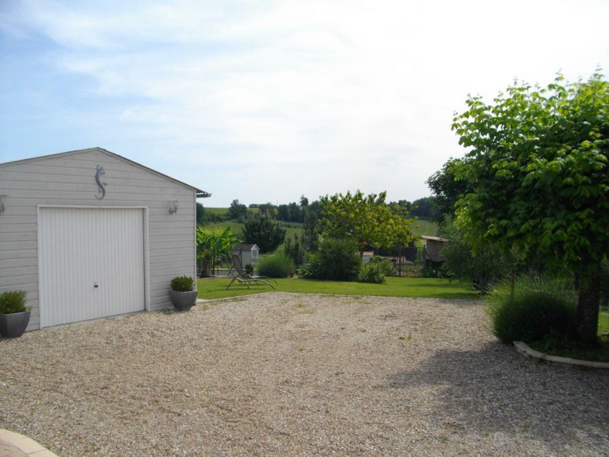 Gite Les Deux Meules Sainte-Colombe  Exterior foto